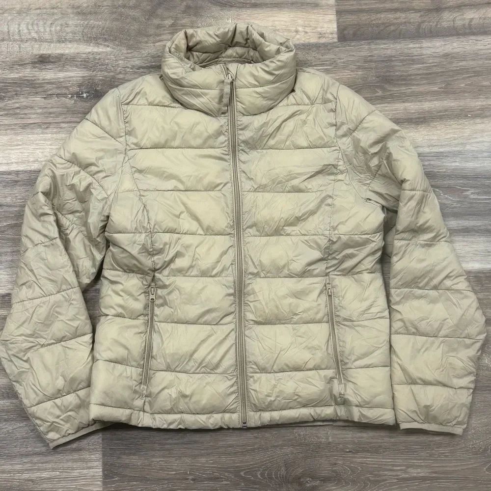 Abercrombie and Fitch Packable Puffer Jacket Women’s Small